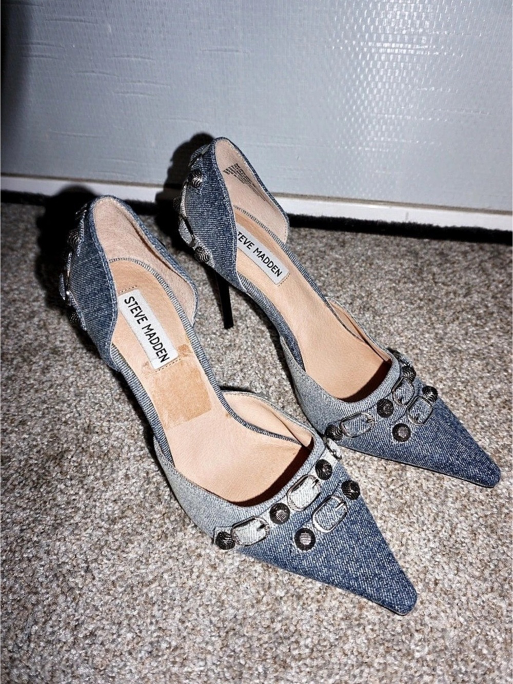Steve Madden denim pointed-toe d’Orsay heels